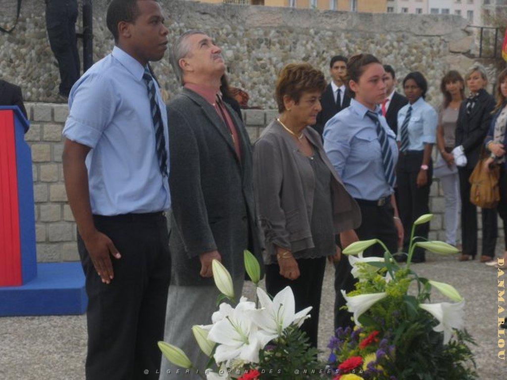 2012 09 25 SEPTEMBRE MARSEILLE HOMMAGE AUX HARKIS  (7) de G Montaner.jpg